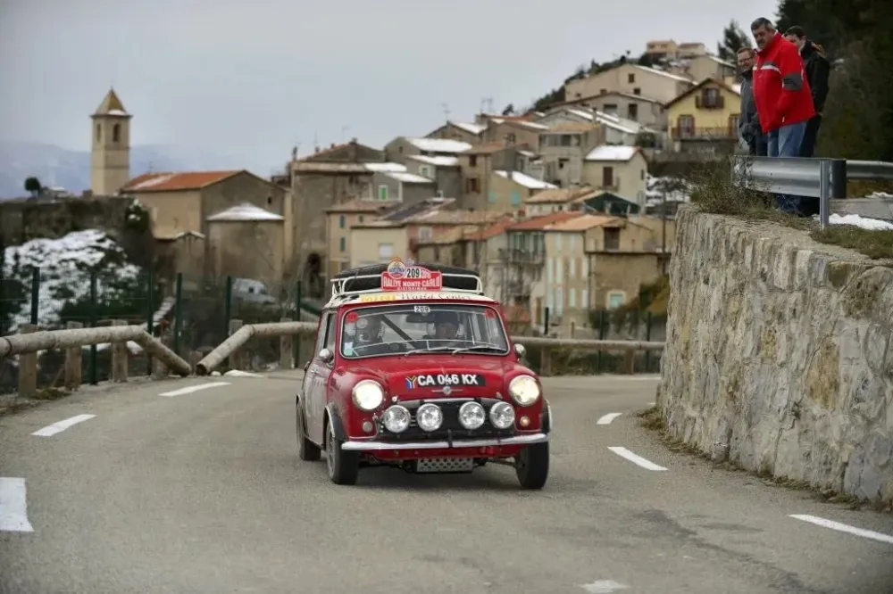 Rénovation de mini voiture à Serres-Castet